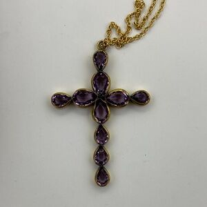 💛 Vintage Gold Tone Amethyst Glass Teardrop Cross Pendant Necklace